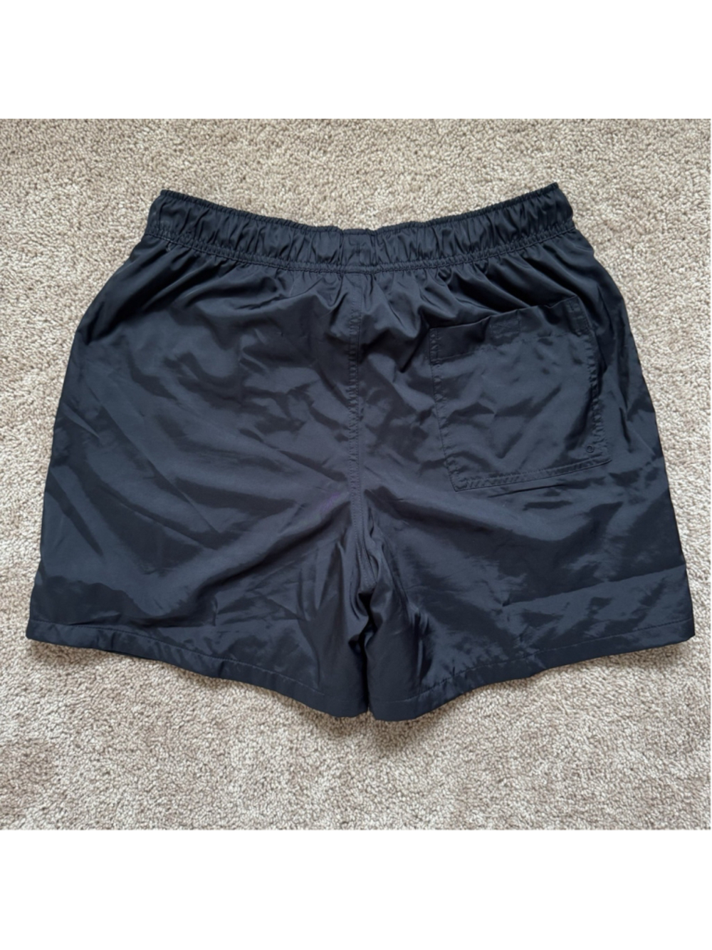 Nike Men's Black Shorts Size M Solid Drawstring Elastic Waist Mesh Lined - Picture 4 of 4